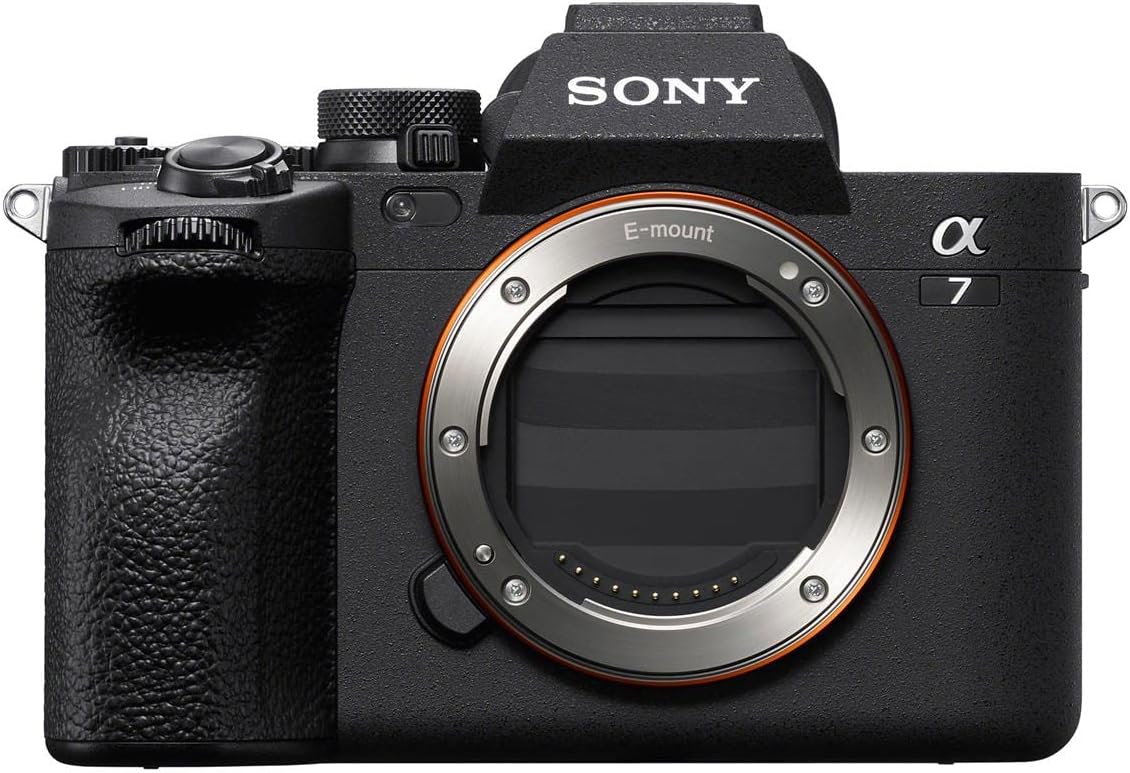 Sony Alpha 7 IV Full-frame Mirrorless Interchangeable Lens Camera with 28-70mm Zoom Lens Kit - Image 8